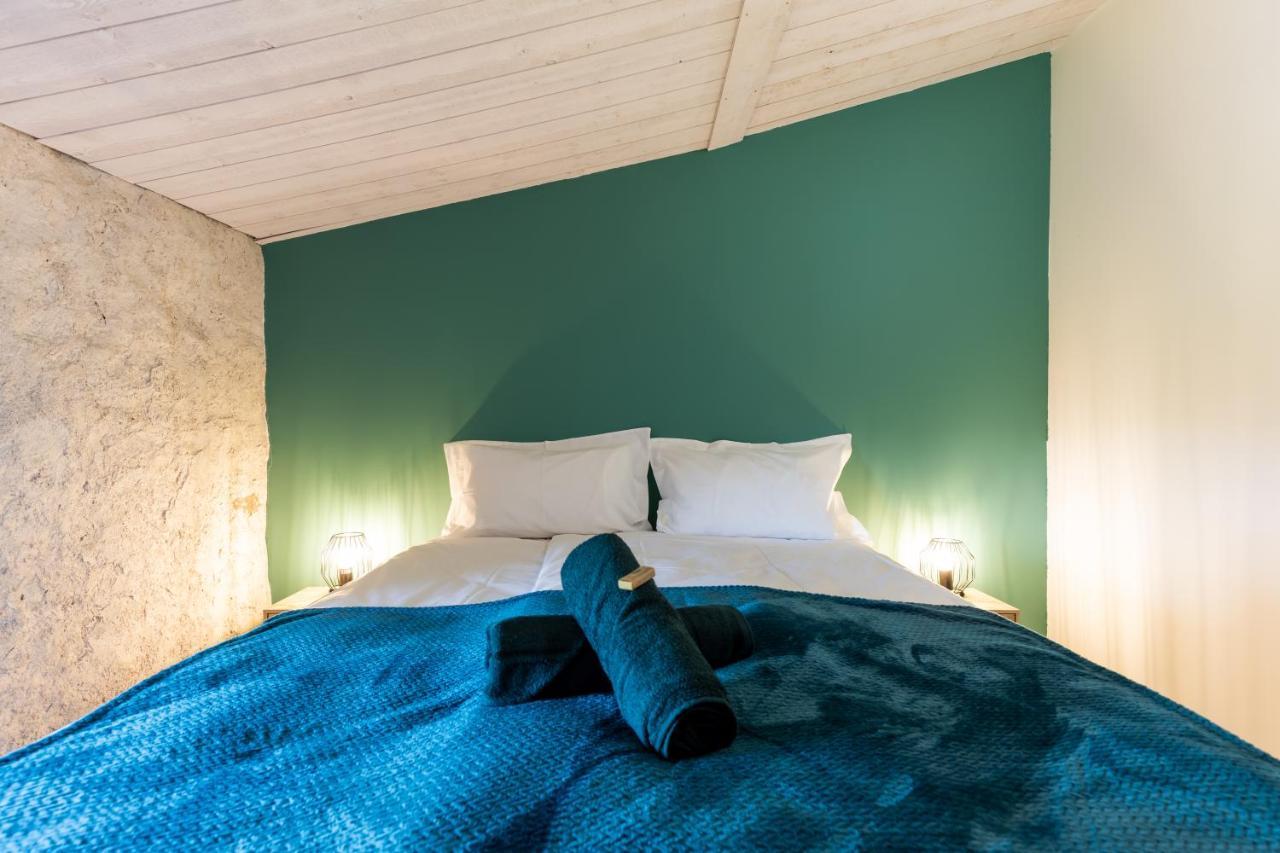 Bed and Breakfast Domaine Du Coq En Pat à Augerolles Extérieur photo